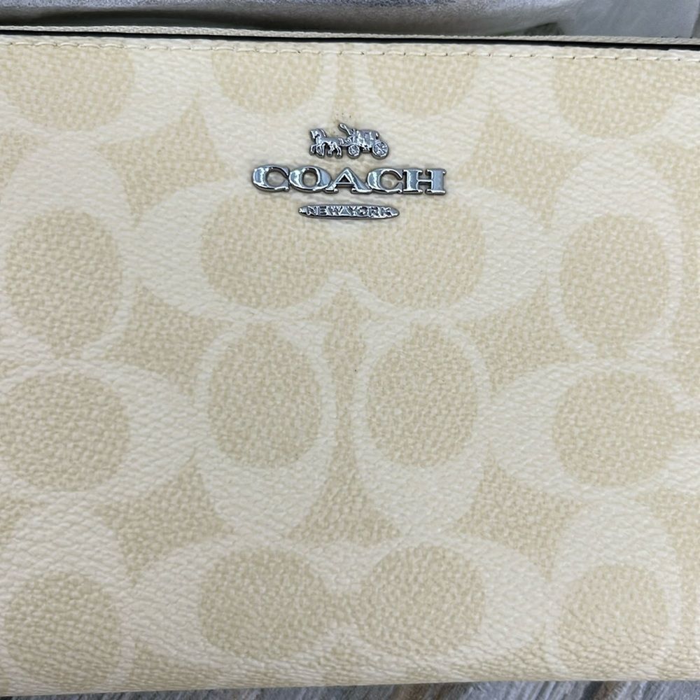 Coach Butter Yellow Long Zip Around Wallet In Signature Canvas Bag Purse - Picture 3 of 7